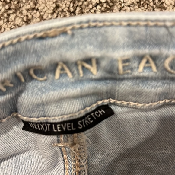 American eagle next level stretch light wash jeans shorts - Picture 3 of 4
